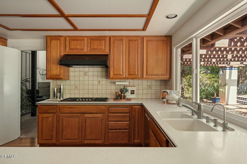 2909 Hopeton Road La Crescenta, CA 91214 - Photo 10 of 34 11-HopetonRd-7b1397cce2