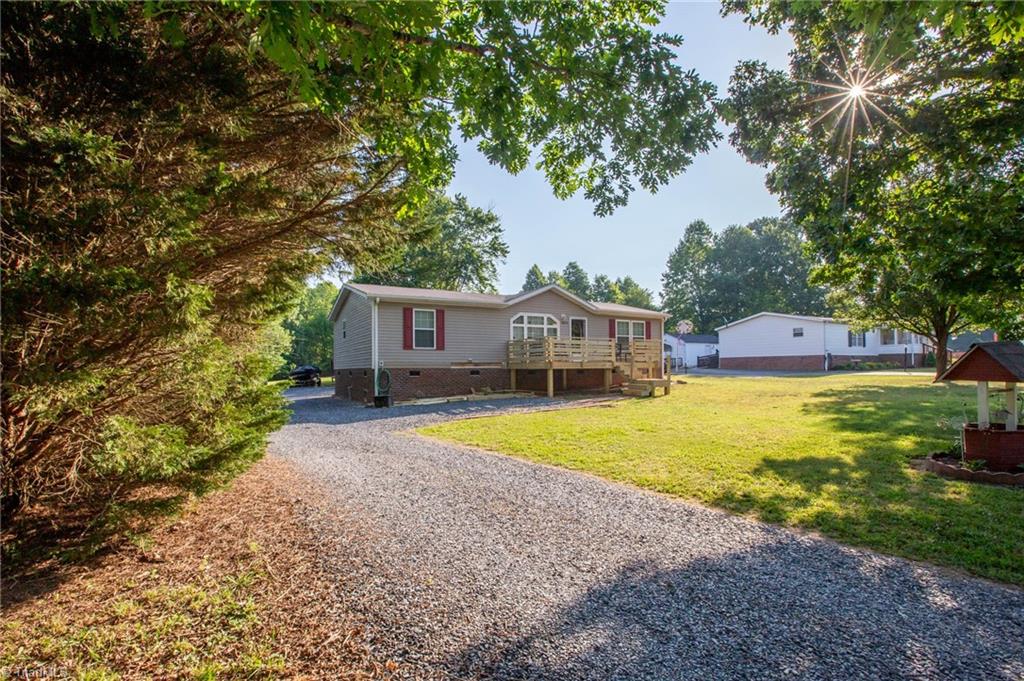 5422 Snyder Country Road Trinity, NC 27370 - Photo 3 of 29