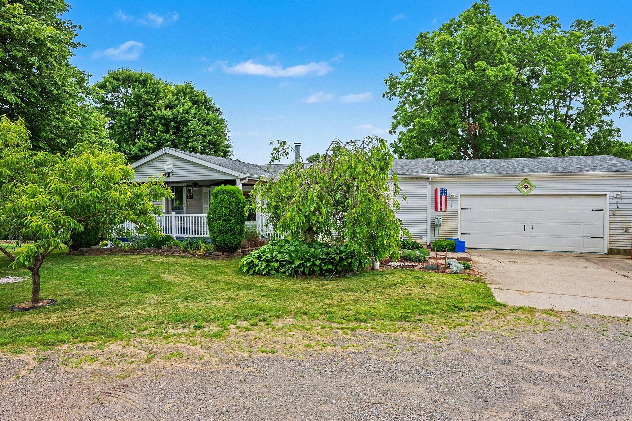 13191 Harder Road Three Rivers, MI 49093 - Photo 28 of 32 029_file_3837
