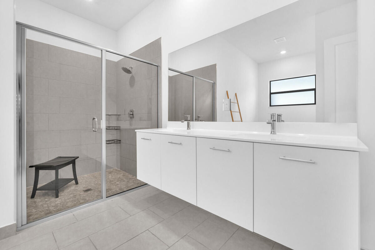 17451 Southwest 41st Street Miramar, FL 33029 - Photo 8 of 21 8