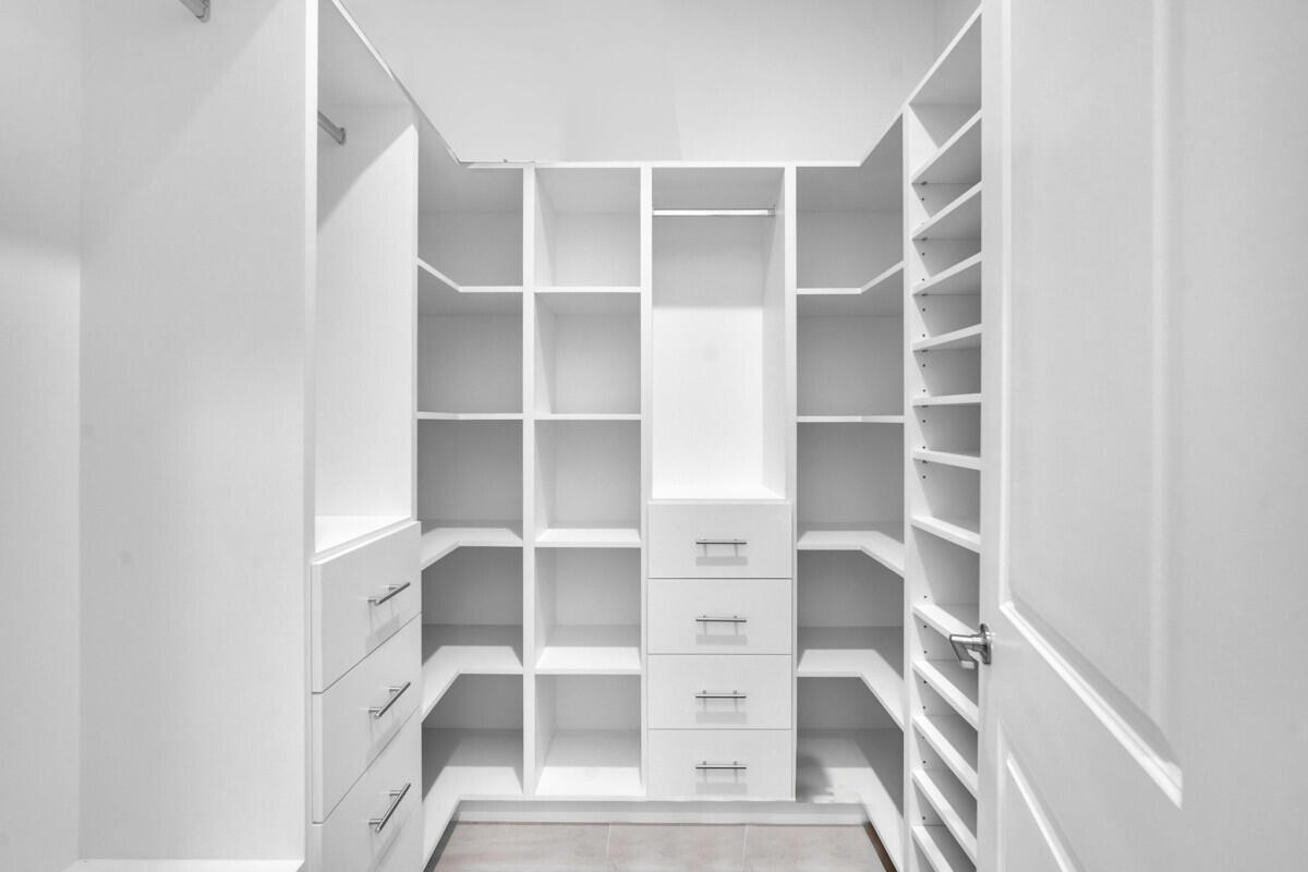 17451 Southwest 41st Street Miramar, FL 33029 - Photo 9 of 21 9