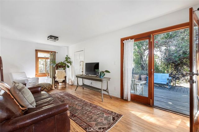 $3,350 | 956 Vernon Court, Unit A, Venice, CA 90291