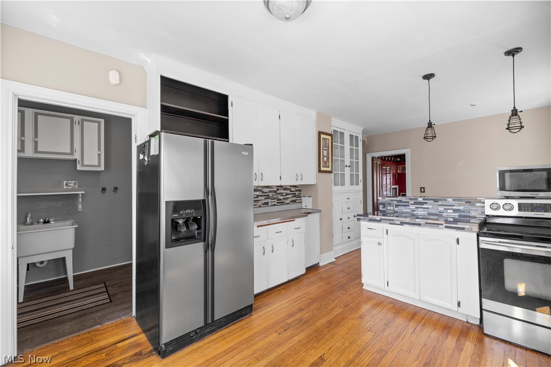 3372 Mayfield Road Cleveland Heights, OH 44118 - Photo 4 of 48