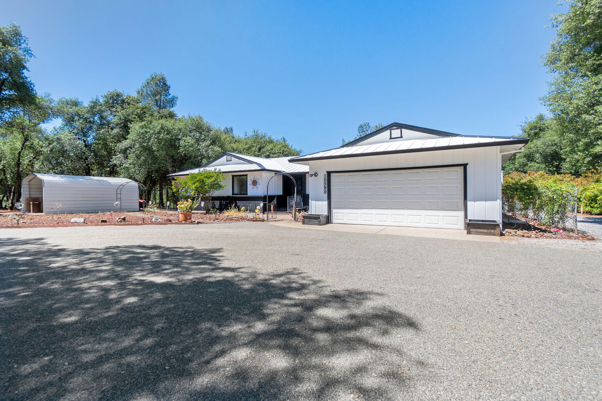 10390 October Lane Redding, CA 96003 - Photo 58 of 94 Front of House