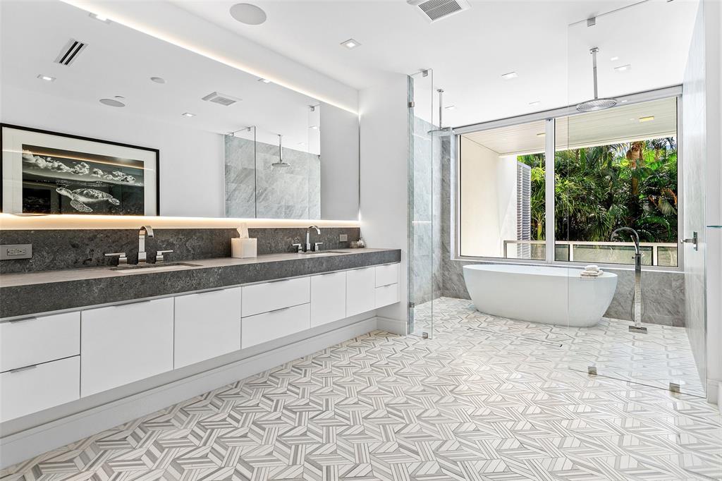 1022 Langer Way Delray Beach, FL 33483 - Photo 18 of 32