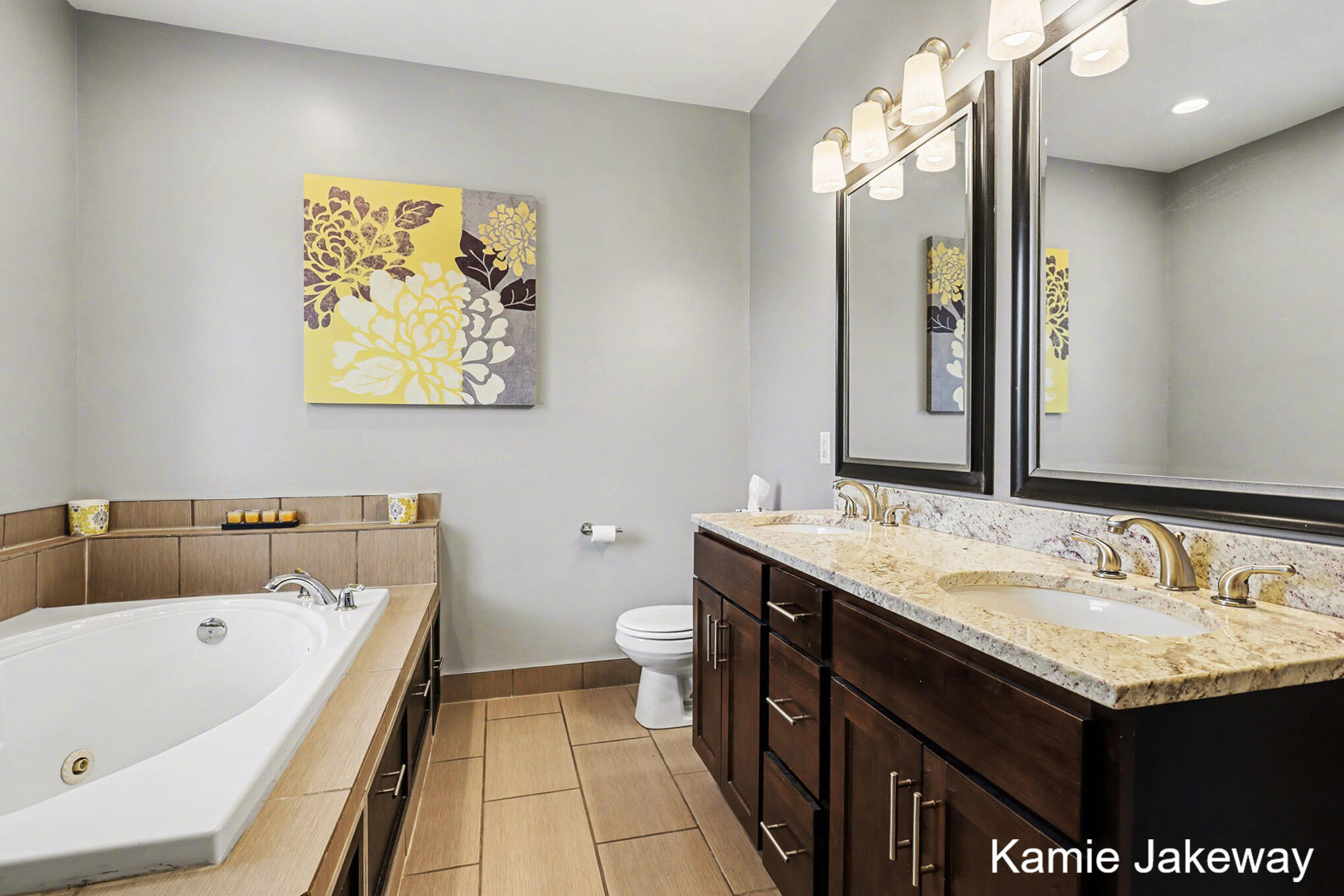 5093 Clear Ridge Drive Ada, MI 49301 - Photo 20 of 41 Primary Bath