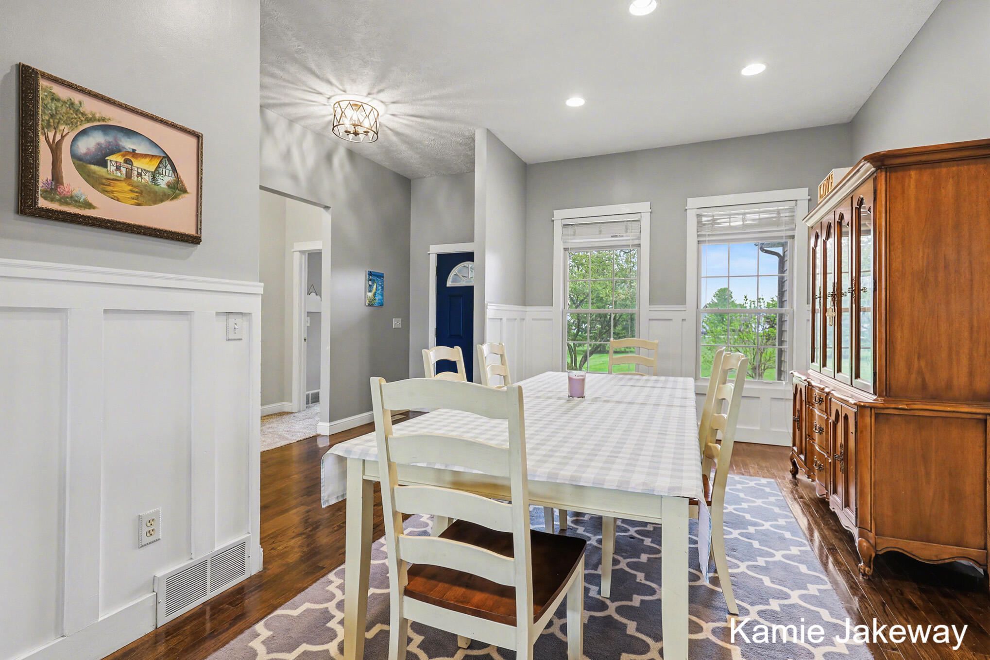 5093 Clear Ridge Drive Ada, MI 49301 - Photo 9 of 41 Dining room