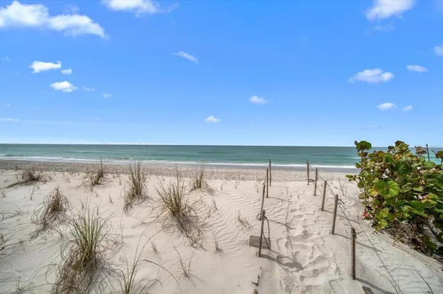 $5,200 | 101 East Bay Drive, Treasure Island, FL 33706