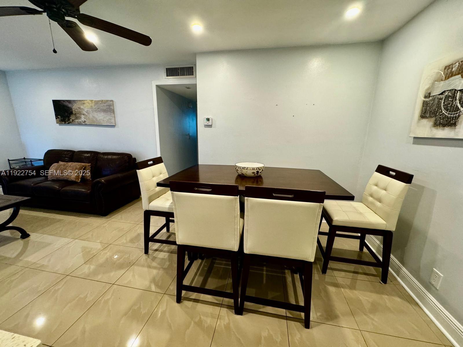 5300 Washington Street, Unit H236 Hollywood, FL 33021 - Photo 6 of 18