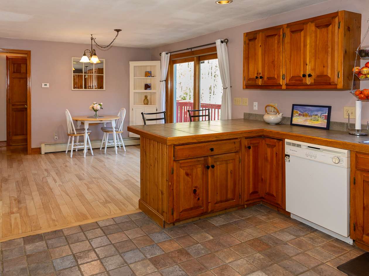 40 Delaney Road Epping, NH 03042 - Photo 10 of 39 Gallery Image 10