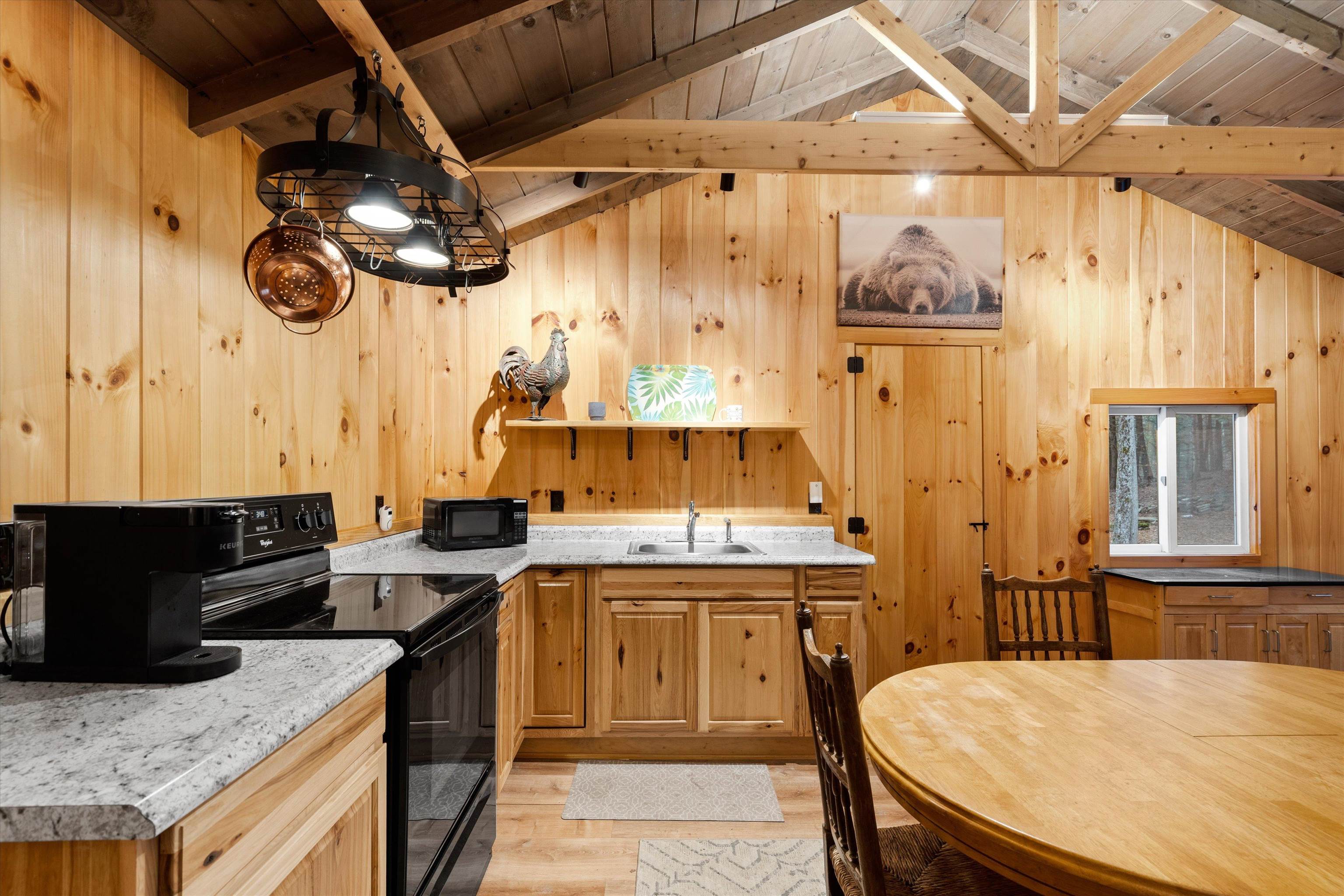 43-45 Elm Street Bristol, NH 03222 - Photo 12 of 48