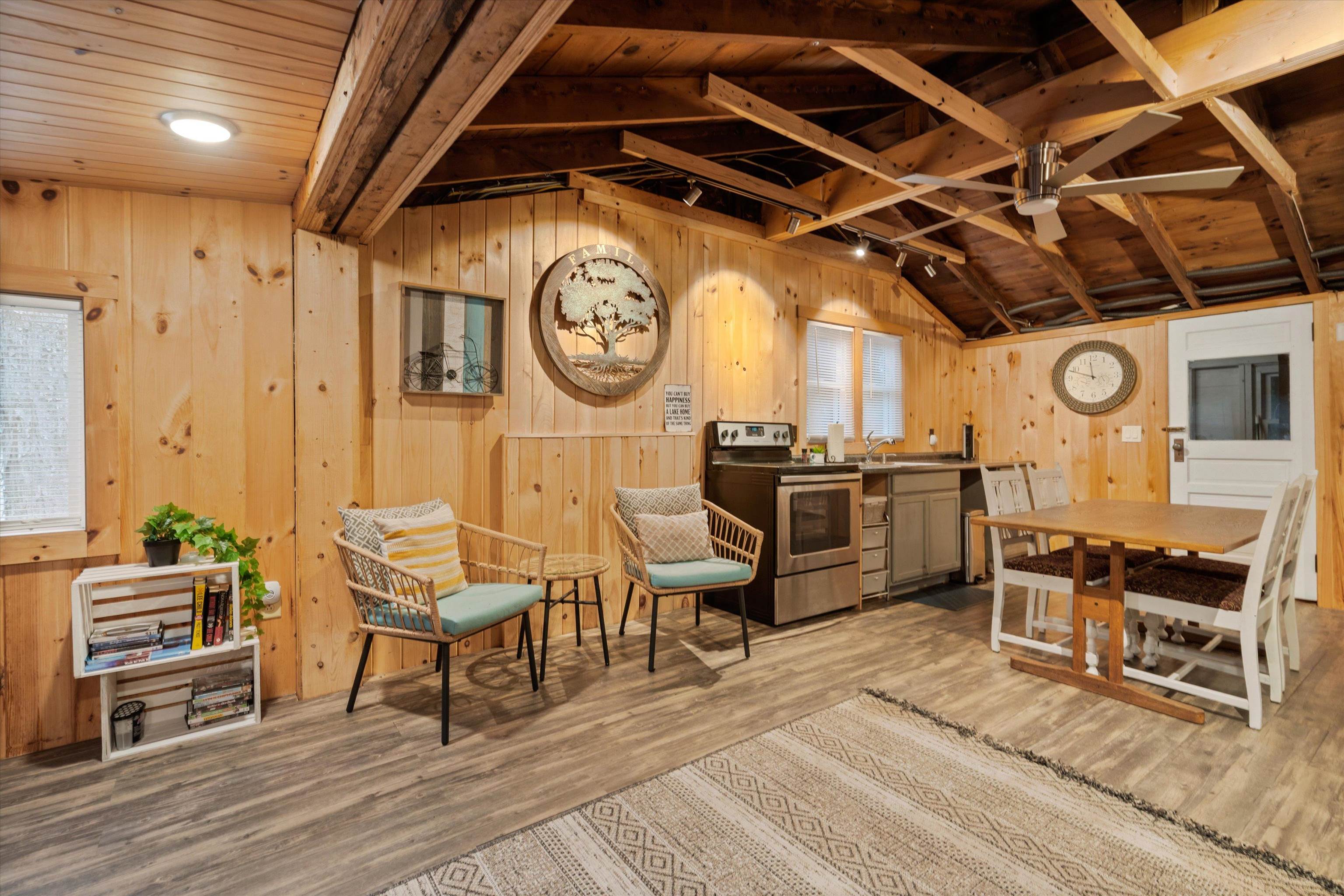 43-45 Elm Street Bristol, NH 03222 - Photo 35 of 48