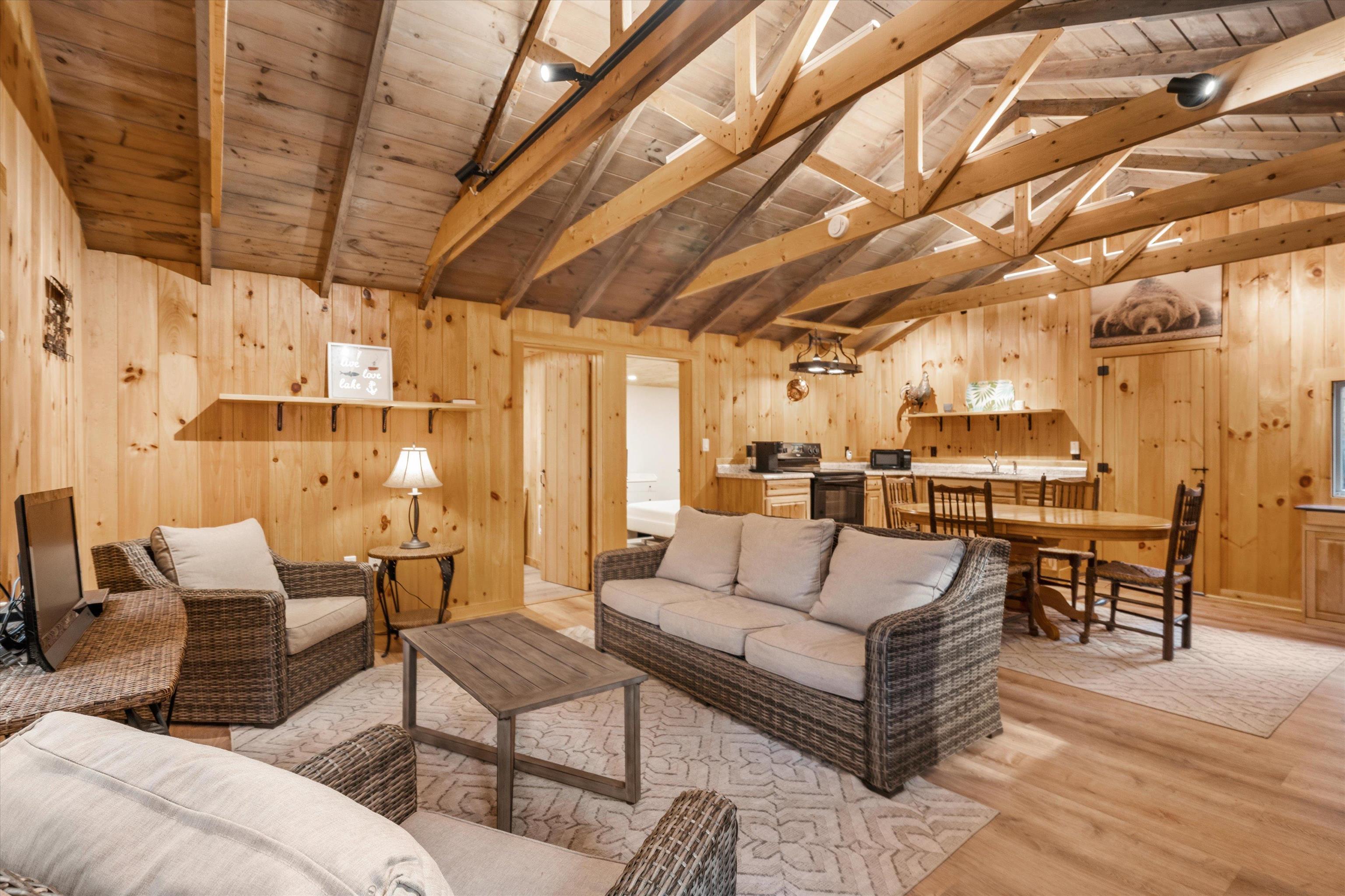 43-45 Elm Street Bristol, NH 03222 - Photo 7 of 48