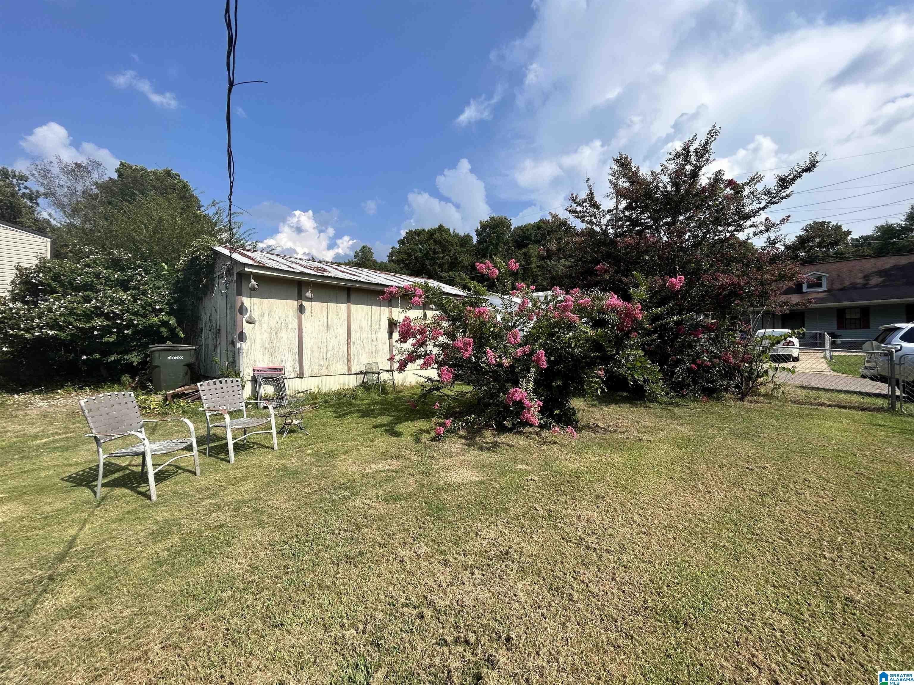 315 Smith Street Anniston, AL 36201 - Photo 5 of 22