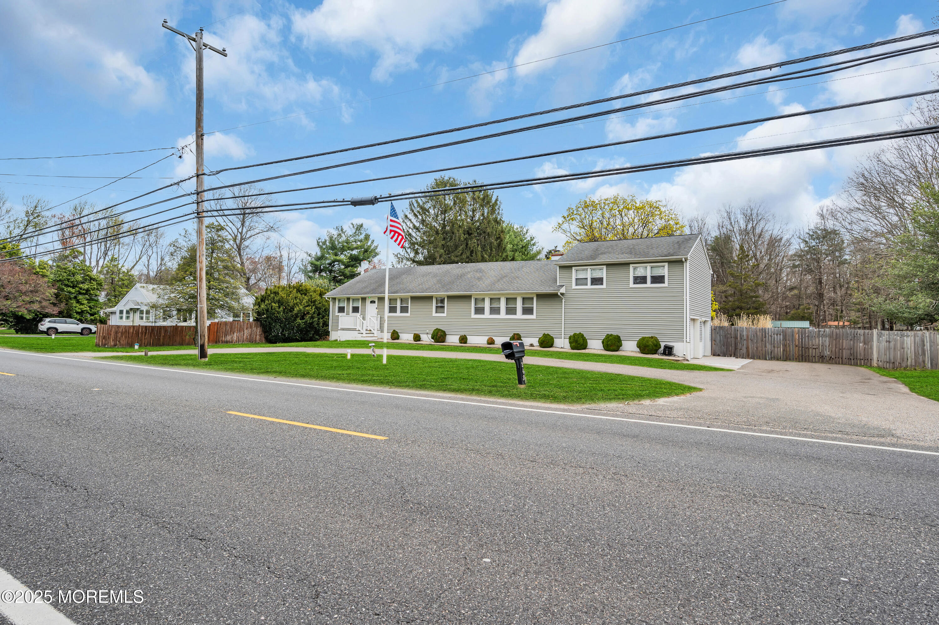 243 Toms River Road Jackson, NJ 08527 - Photo 3 of 41 Front 2