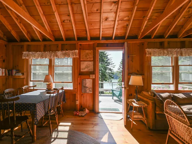 $485,000 | 70 Island Retreat Road, Swans Island, ME 04685