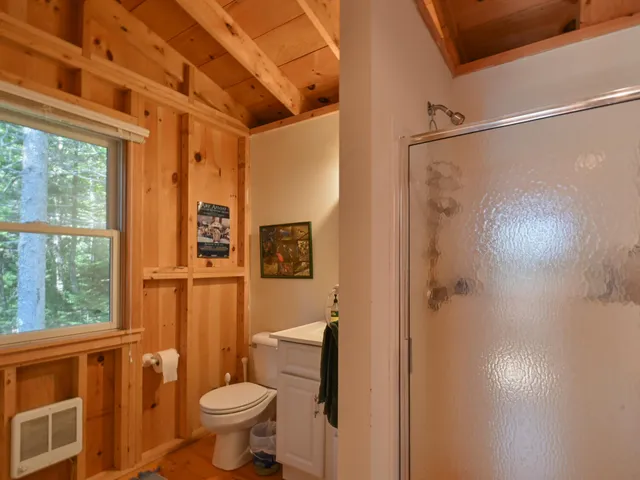 $485,000 | 70 Island Retreat Road, Swans Island, ME 04685