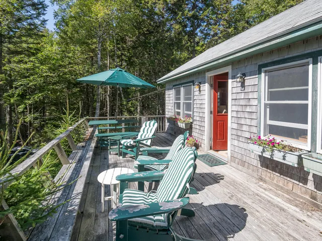 $485,000 | 70 Island Retreat Road, Swans Island, ME 04685