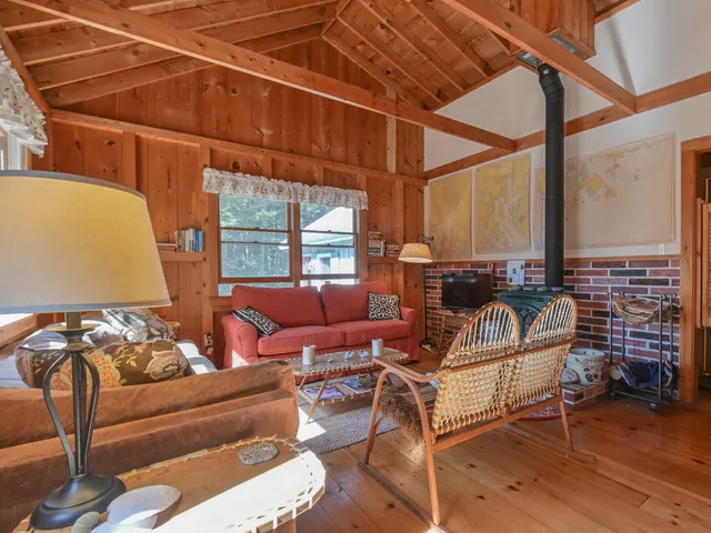 $485,000 | 70 Island Retreat Road, Swans Island, ME 04685