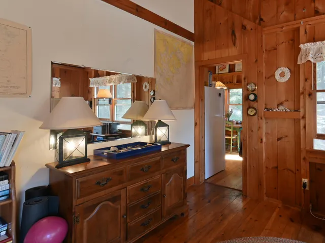 $485,000 | 70 Island Retreat Road, Swans Island, ME 04685