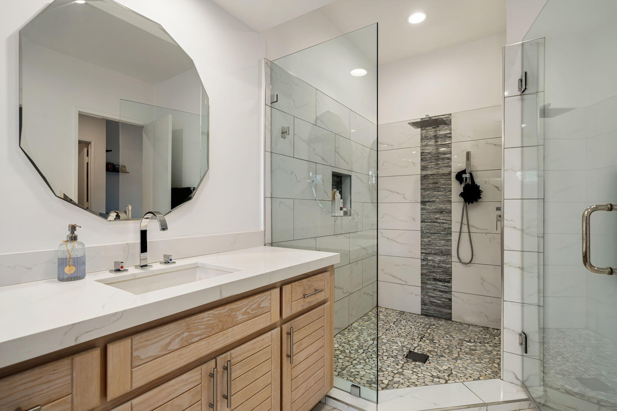 54857 Inverness Way La Quinta, CA 92253 - Photo 34 of 50 D73667D8-F8F9-41E6-8FD5-037E05CA9AD9