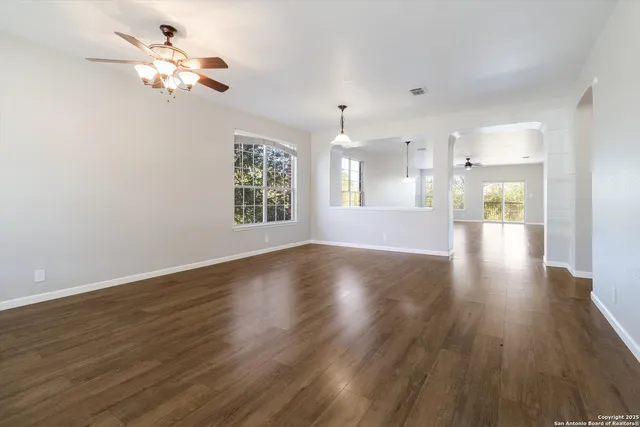 $2,750 | 13506 Misty View, San Antonio, TX 78245