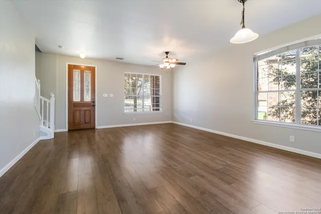 $2,750 | 13506 Misty View, San Antonio, TX 78245