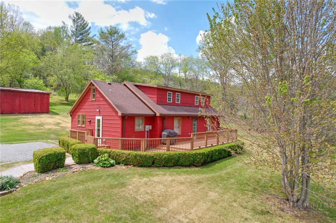 969 Allen Road Piney Creek, NC 28663 - Photo 4 of 50
