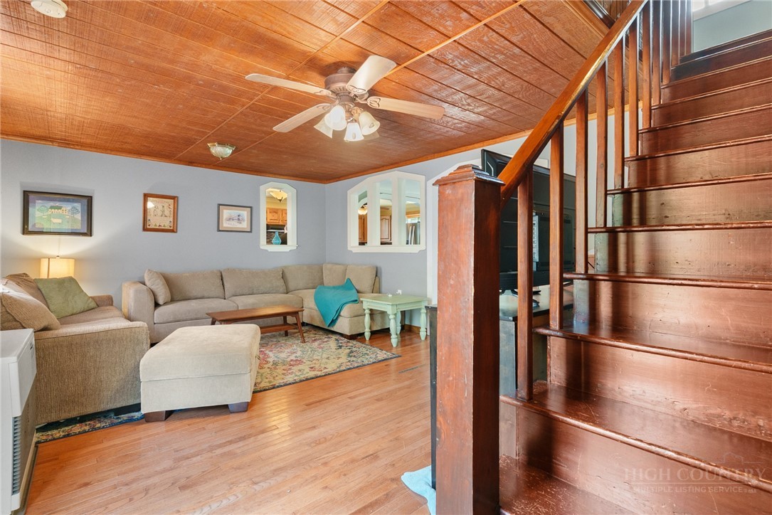 969 Allen Road Piney Creek, NC 28663 - Photo 10 of 50