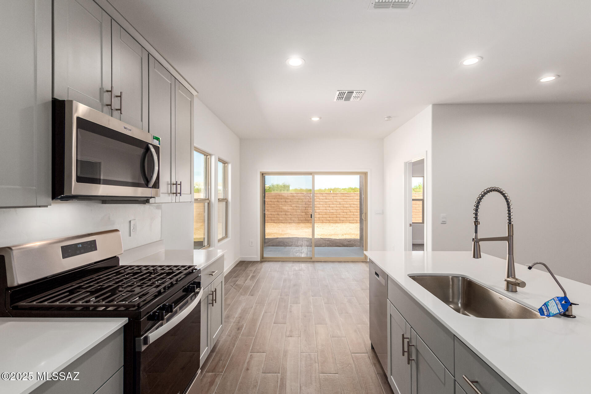 1130 South Nedra Place Vail, AZ 85641 - Photo 6 of 17