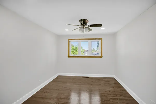 $539,000 | 615 Cordial Drive, Des Plaines, IL 60018