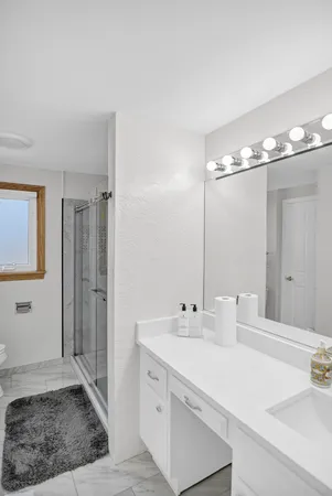 $539,000 | 615 Cordial Drive, Des Plaines, IL 60018