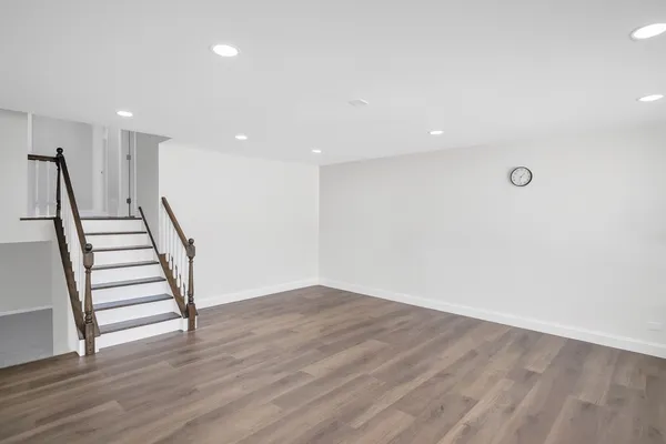 $539,000 | 615 Cordial Drive, Des Plaines, IL 60018