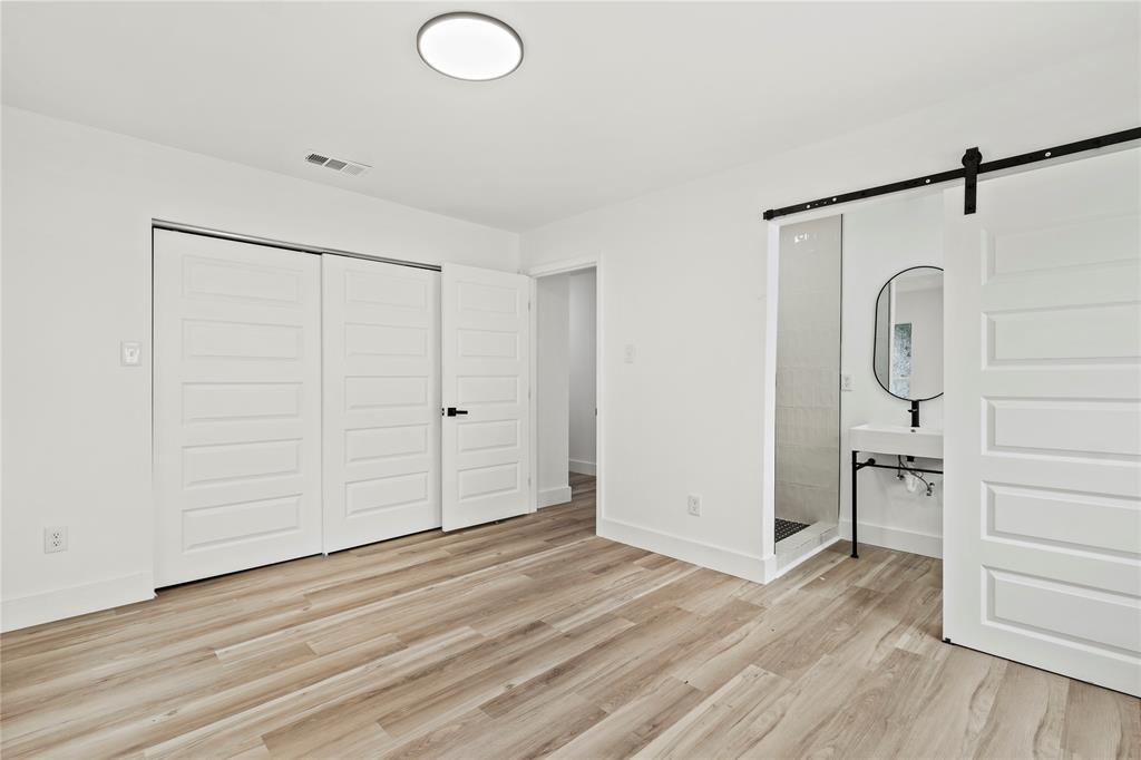 7734 Bruton Road Dallas, TX 75217 - Photo 9 of 11