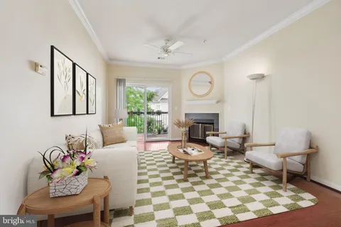 $399,900 | 11355 Aristotle Drive, Unit 8313, Fairfax, VA 22030