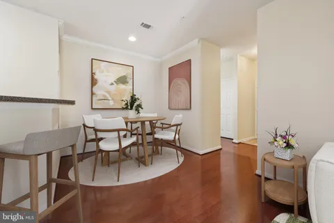 $399,900 | 11355 Aristotle Drive, Unit 8313, Fairfax, VA 22030