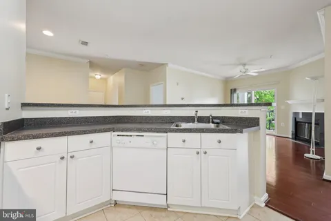 $399,900 | 11355 Aristotle Drive, Unit 8313, Fairfax, VA 22030