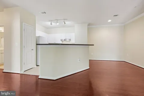 $399,900 | 11355 Aristotle Drive, Unit 8313, Fairfax, VA 22030