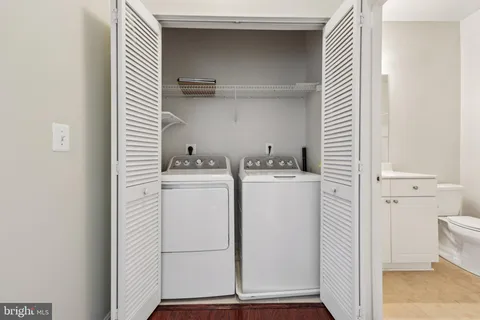 $399,900 | 11355 Aristotle Drive, Unit 8313, Fairfax, VA 22030