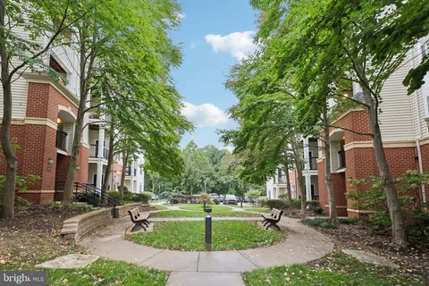 $399,900 | 11355 Aristotle Drive, Unit 8313, Fairfax, VA 22030