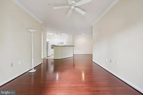 $399,900 | 11355 Aristotle Drive, Unit 8313, Fairfax, VA 22030