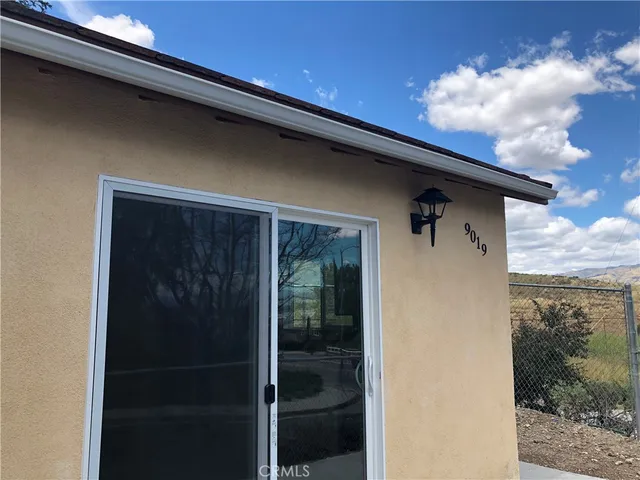 $2,600 | 9019 Farralone Avenue, West Hills, CA 91304