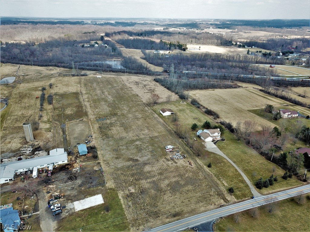 Cackler Road Streetsboro, OH 44241 - Photo 6 of 12 Gallery Image 6
