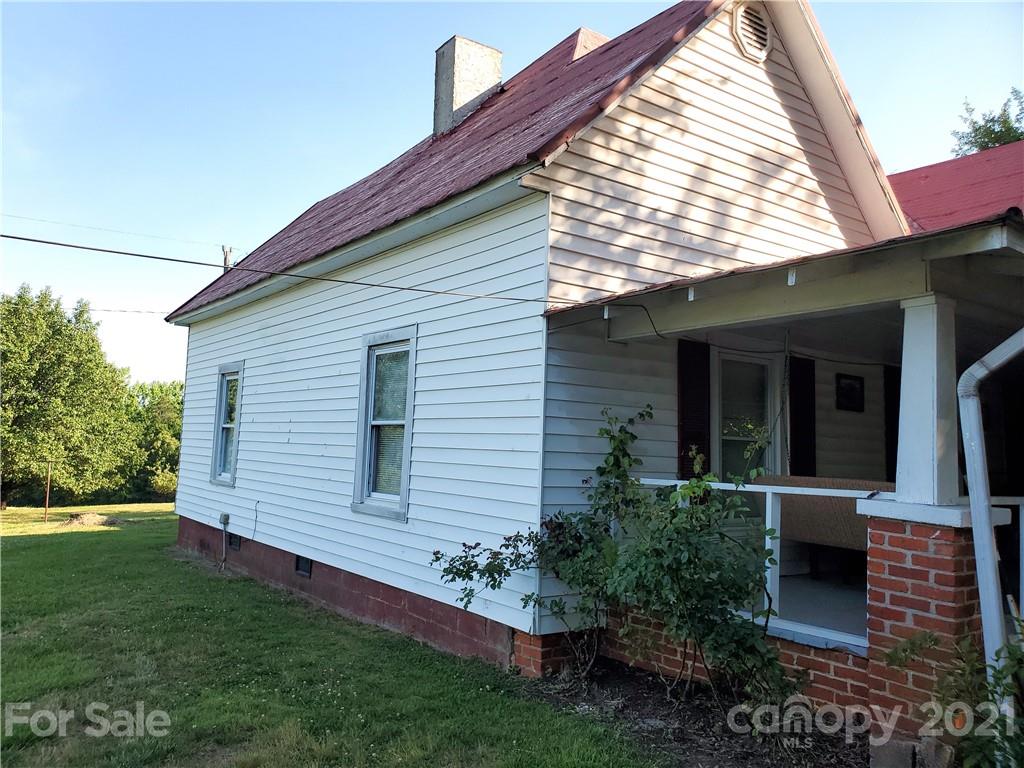226 Buck Collins Road Forest City, NC 28043 - Photo 6 of 43 Gallery Image 6