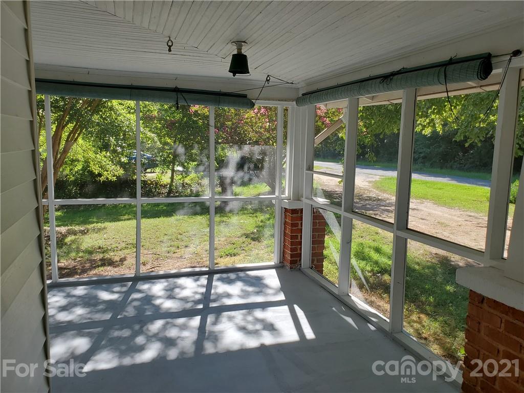 226 Buck Collins Road Forest City, NC 28043 - Photo 10 of 43 Gallery Image 10
