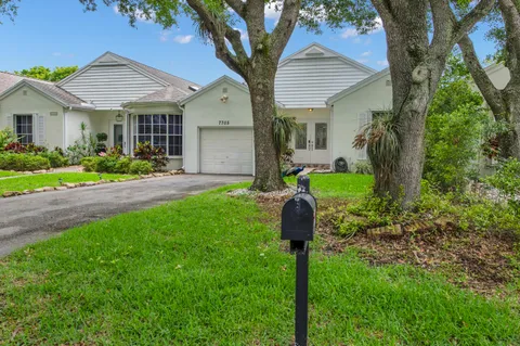 $3,200 | 7705 Forest Green Lane, Boynton Beach, FL 33436