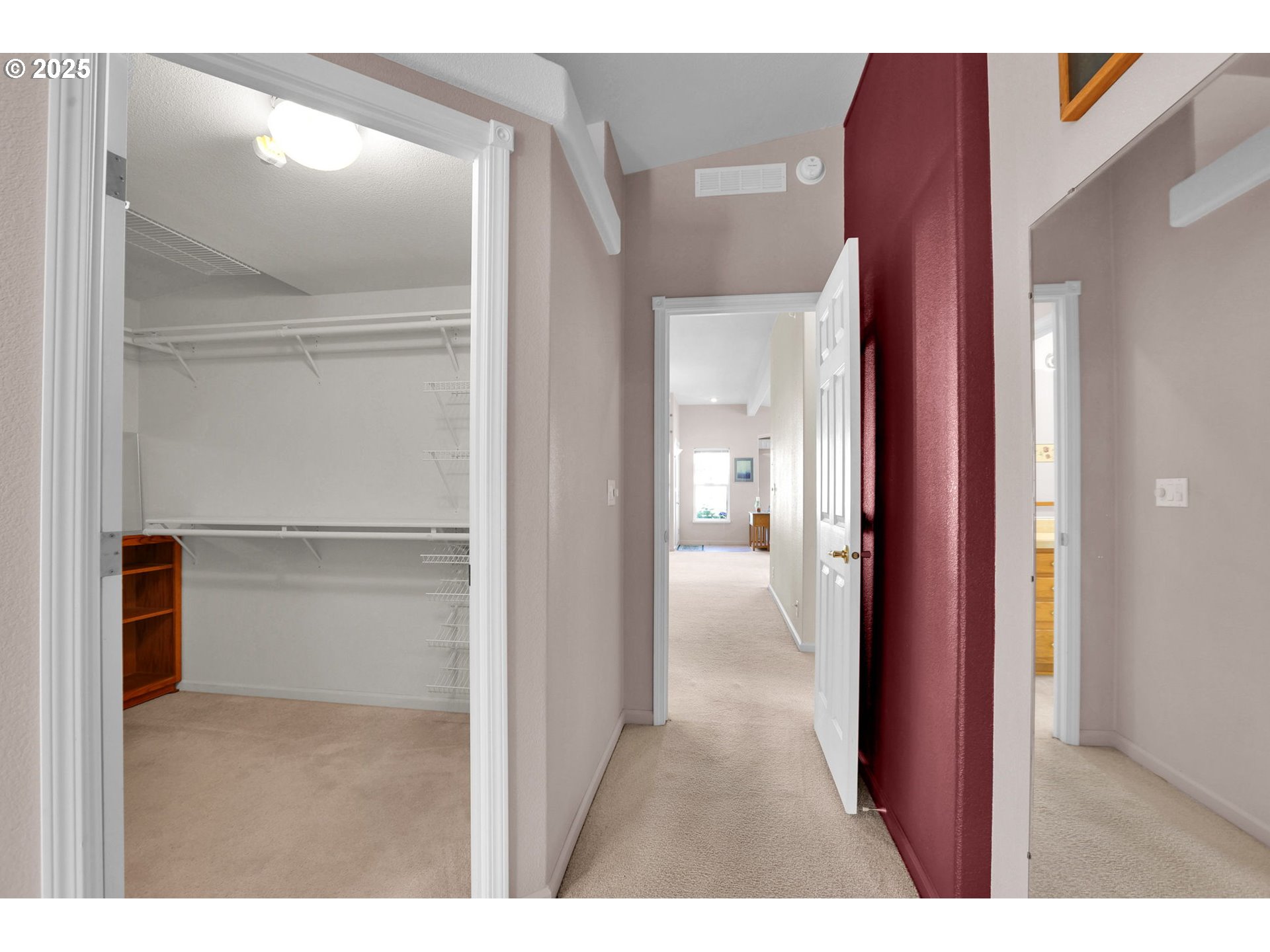 2488 Northampton Eugene, OR 97404 - Photo 20 of 38 Owner's Suite Bedroom