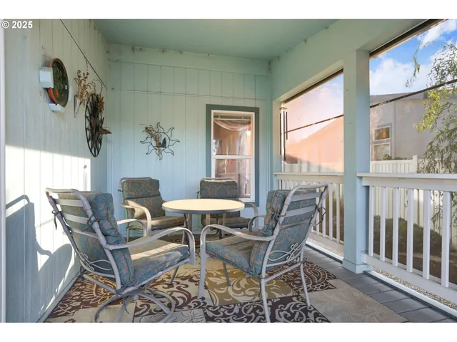 $369,900 | 2488 Northampton, Eugene, OR 97404