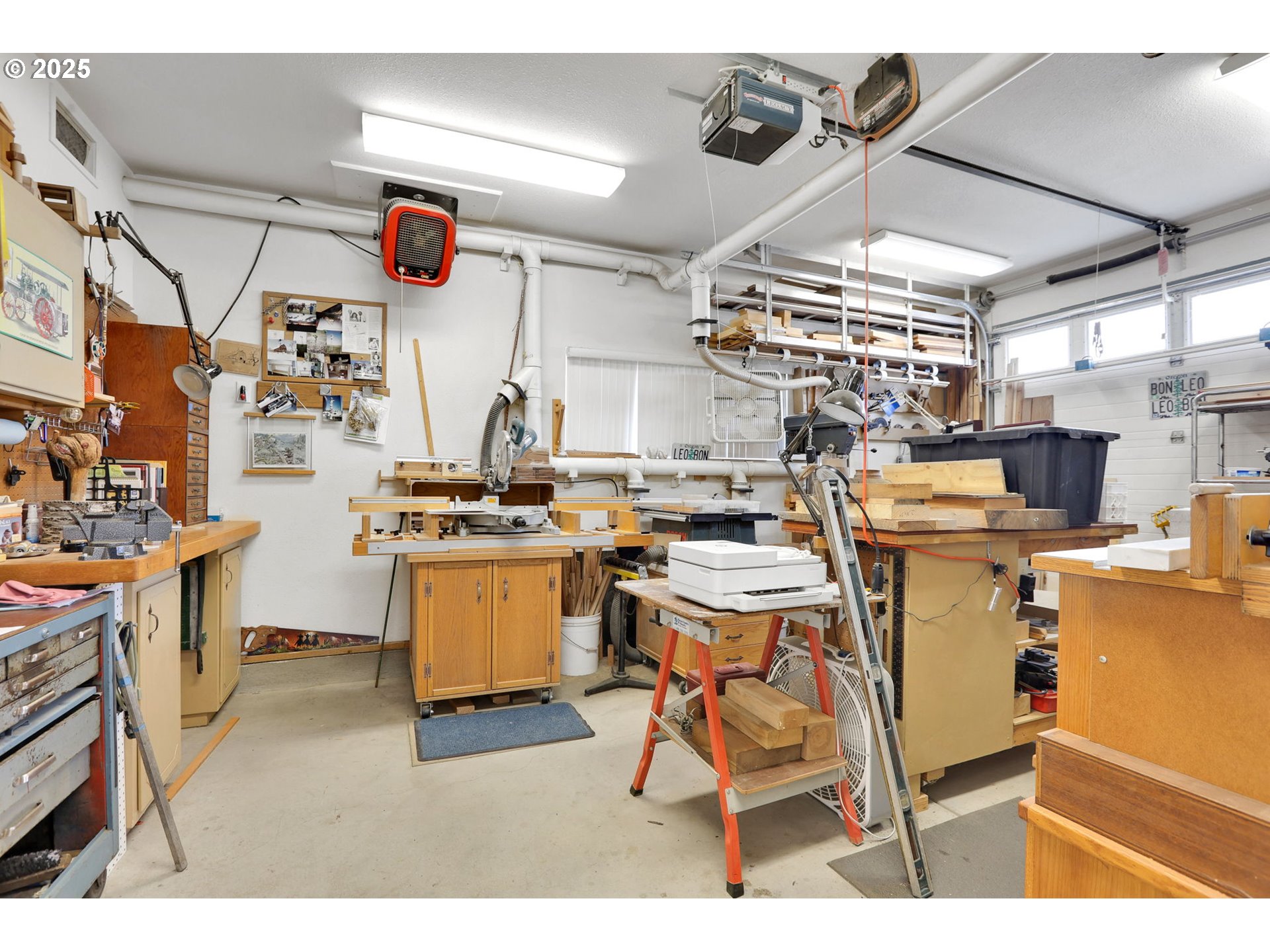 2488 Northampton Eugene, OR 97404 - Photo 37 of 38 Workshop