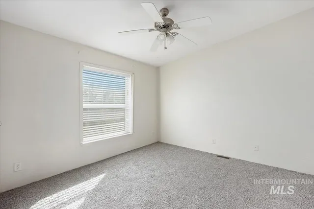 $415,000 | 2476 South 1100 East, Hagerman, ID 83332